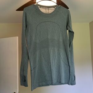 Swiftly Tech Long-Sleeve Shirt 2.0